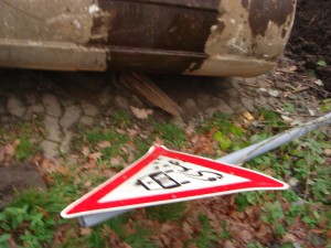 dsc05848 Schilderschrott