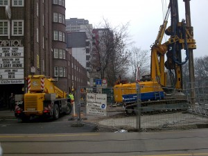 Arbeiten auf der Betonkappe